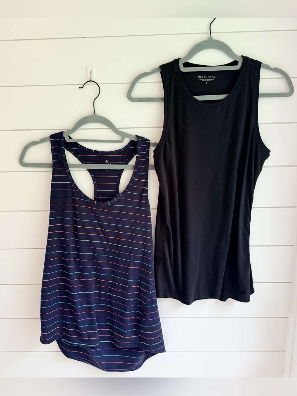 Athleta tank bundle small